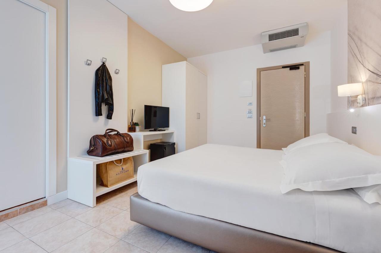 Hotel Nettuno Lido di Jesolo Eksteriør billede