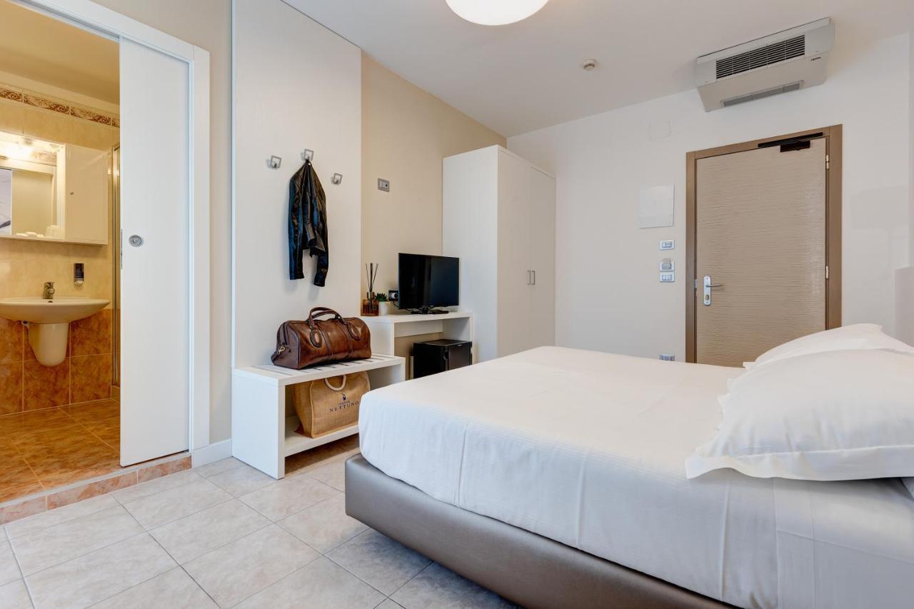 Hotel Nettuno Lido di Jesolo Eksteriør billede